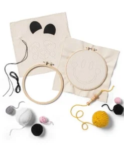 Create-Your-Own Punch Needle Knitting Kit - Mondo Llama™
